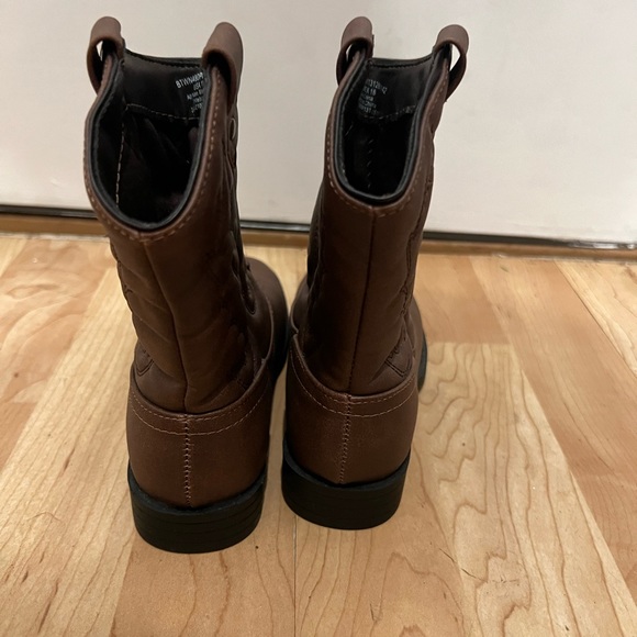 Kids cowboy 🤠 boots! - Picture 5 of 7